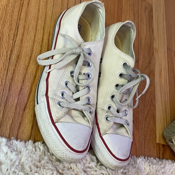 white converse - Picture 3 of 4